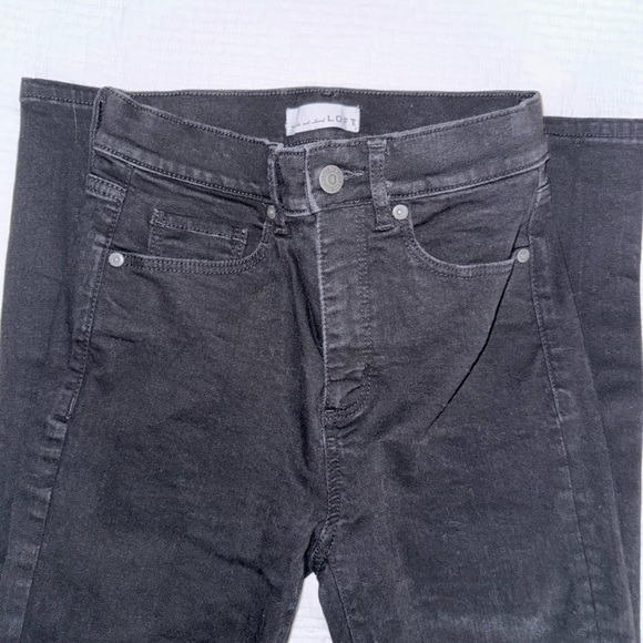 LOFT Skinny Jeans - Picture 3 of 4